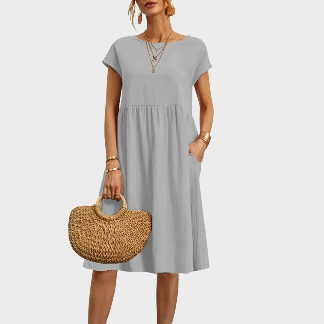 Ankica - Vestido simple con bolsillos
