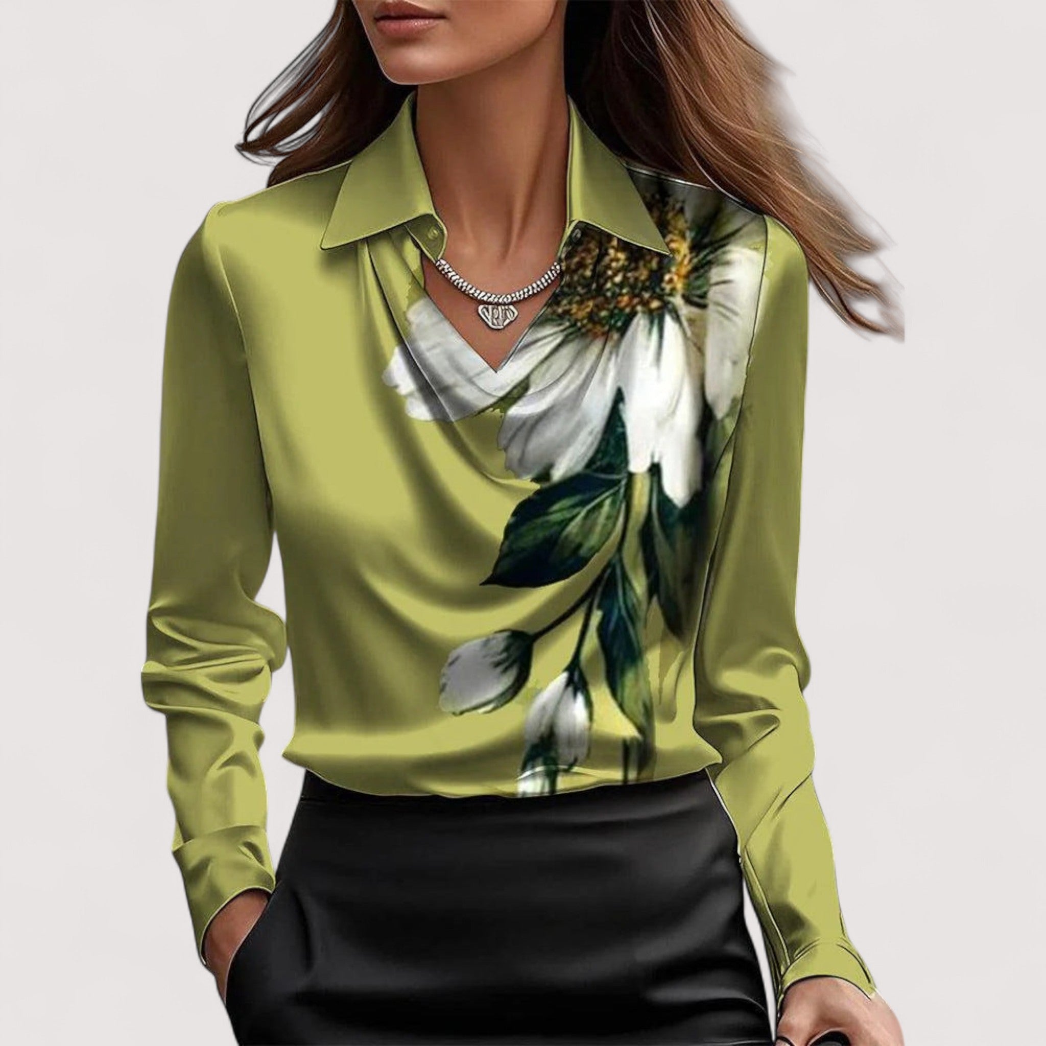 Charlotte – Elegante Blusa de Seda con Escote en V