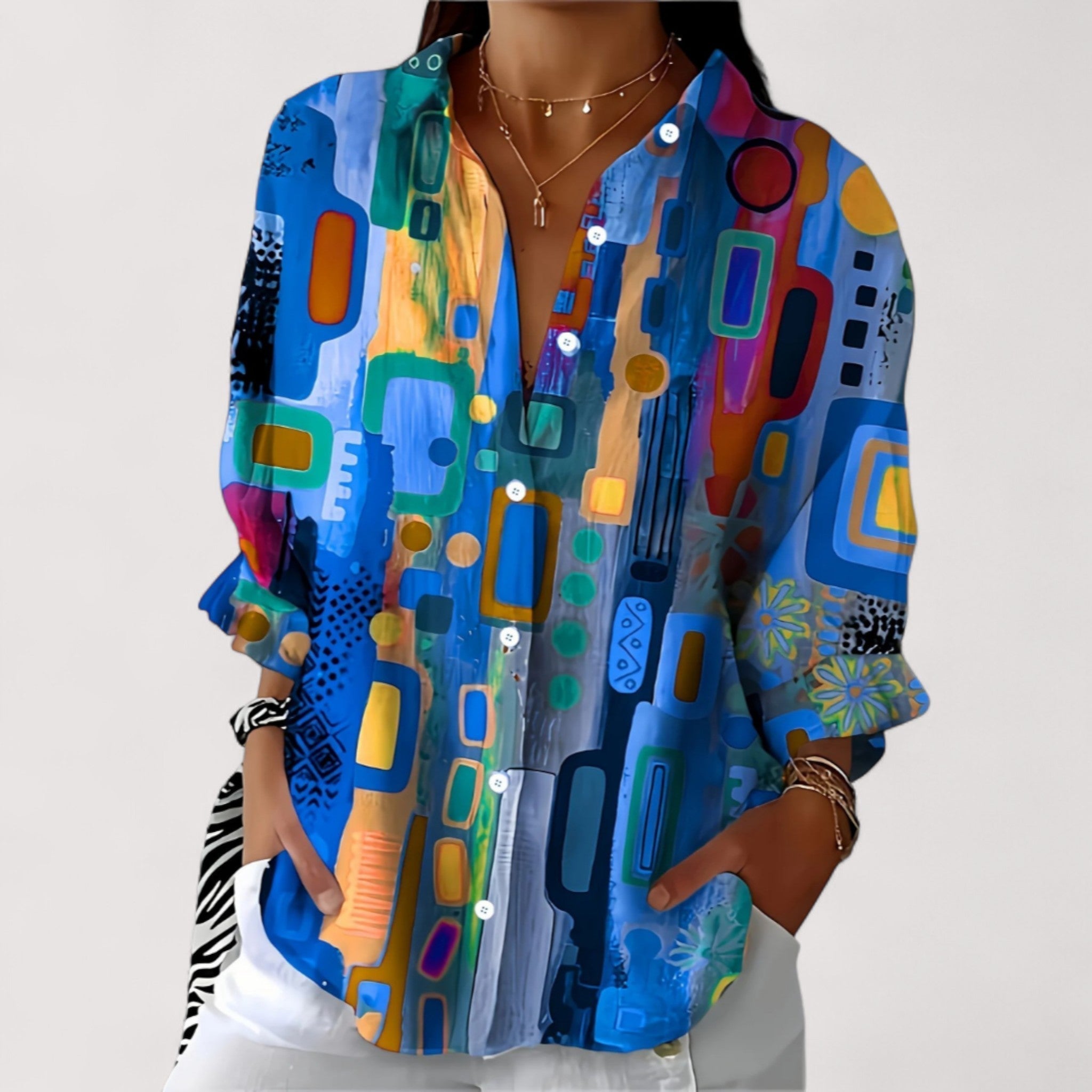 Ursina – Blusa clásica con un toque moderno