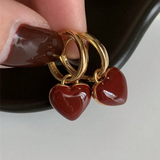 Pendientes de Oro con Corazón Rojo