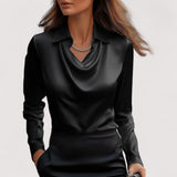 Charlotte – Elegante Blusa de Seda con Escote en V