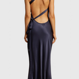 Vestido Maxi Sofia con Tirantes Diagonales y Espalda Descubierta