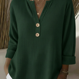 Lucía | Camiseta Henley con pliegues y botones