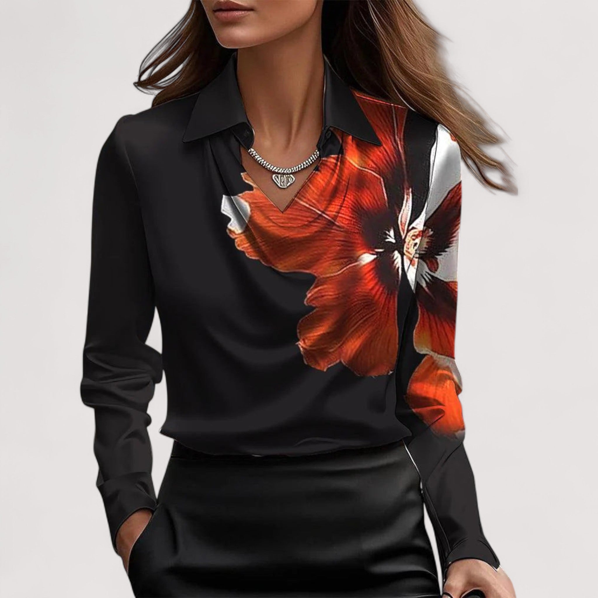 Charlotte – Elegante Blusa de Seda con Escote en V