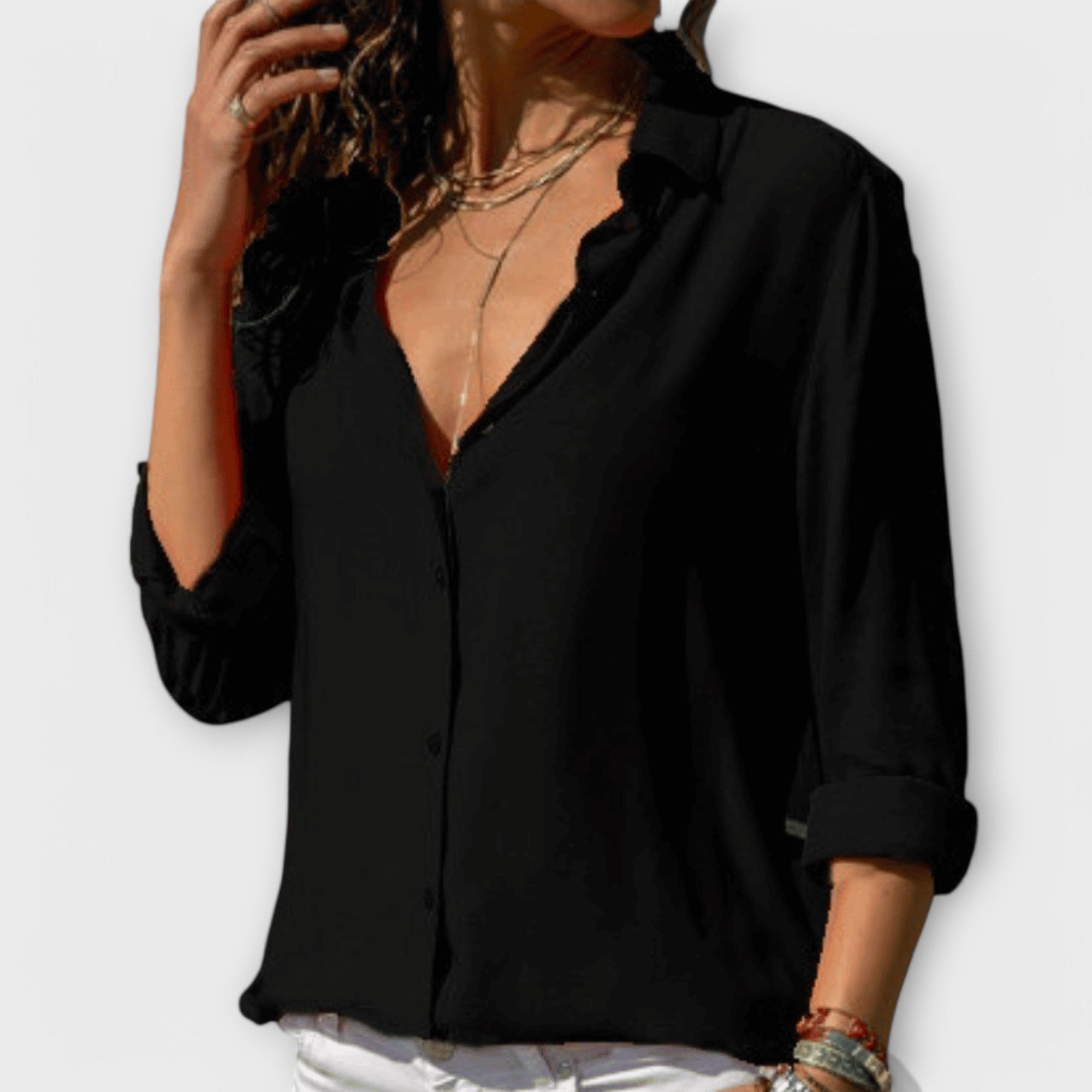 Mara – La camisa perfecta con detalles refinados