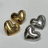 Eva - Pendientes anchos en forma de corazón