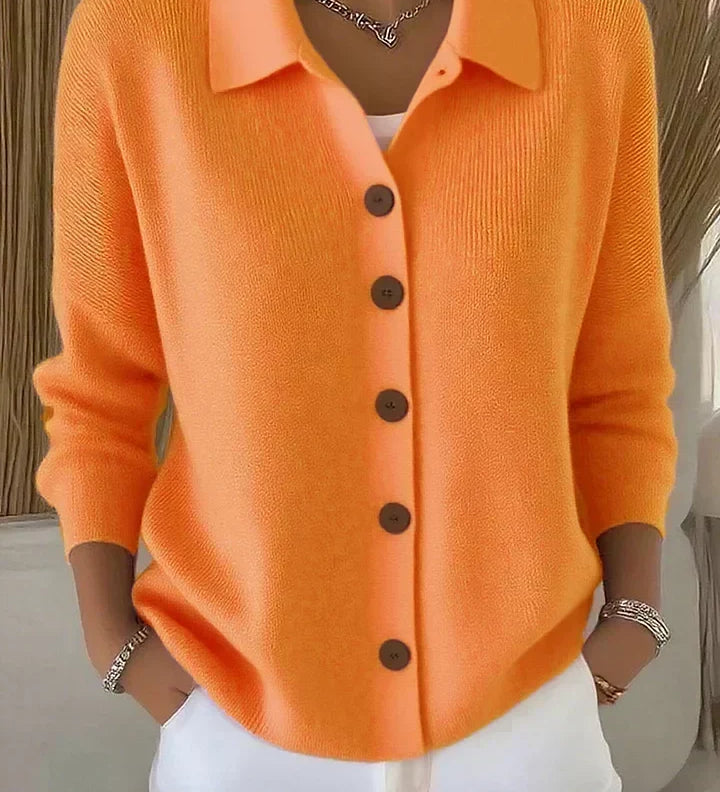 Josefina | Chaqueta de punto con cuello y botones