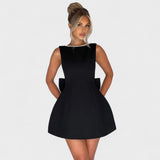 Mira - Mini vestido con perlas