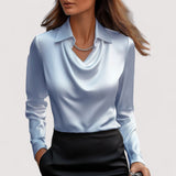 Charlotte – Elegante Blusa de Seda con Escote en V