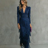 Clara – Vestido Elegante con Flecos