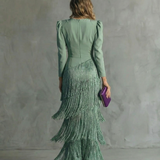 Clara – Vestido Elegante con Flecos