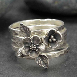 Anillo vintage floral de plata en capas