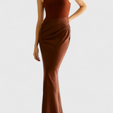 Vestido Maxi Leona con Estilo Top y Silueta Alargada