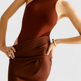 Vestido Maxi Leona con Estilo Top y Silueta Alargada