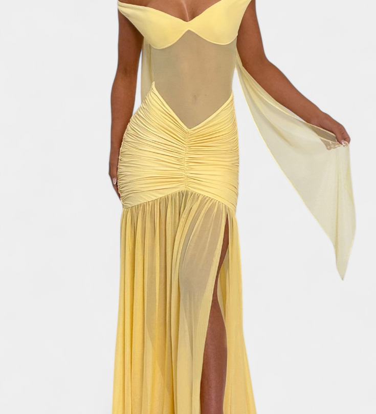 Vestido Milica de Seda de Leche con Escote Profundo y Pliegues Modelados