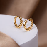 Pendientes ondulados de oro Luna